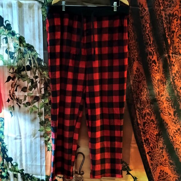 EUC: Holiday FamJam Sze XL Black & Red 'Bearly Awake' Pajama Set - Picture 4 of 7